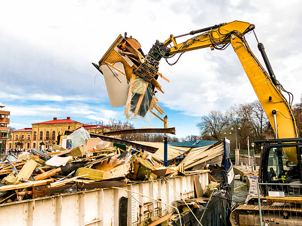 Professional Junk Removal in Thompson, ND